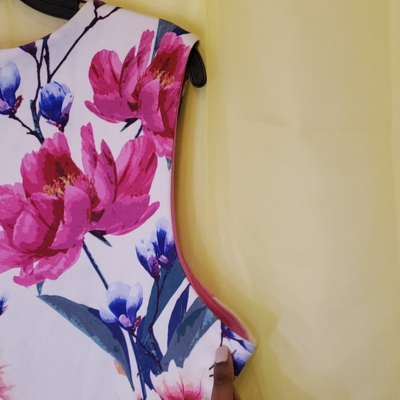 Flower Print Dress - Picture 4 of 5